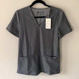 NWT FIGS Scrub Top